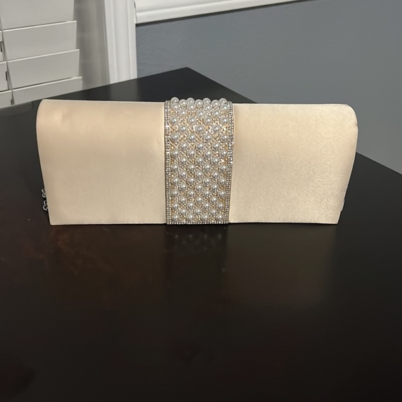 Inc International Concepts Champagne Ribbon Clutch...MSRP $70 - Picture 2 of 3